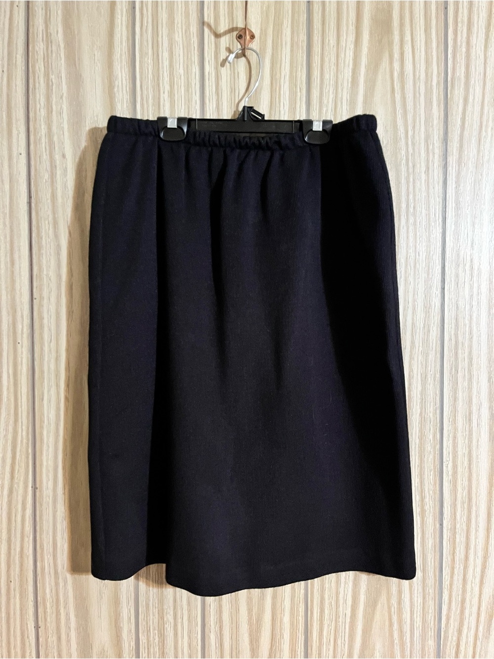 Vintage Made in Canada Black Ribbed Knit Midi Pencil Skirt Size 16